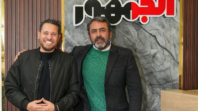 يوسف الحسيني يزور موقع الجمهور