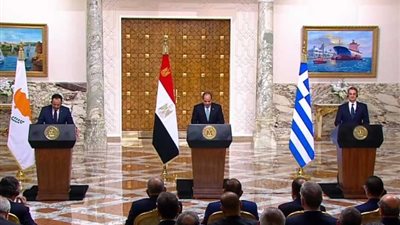 سياسيون: توقيت القمة الثلاثية يحمل دلالات ومردودا اقتصاديا