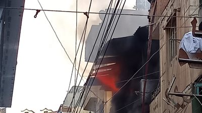 دون إصابات، السيطرة على حريق شقة سكنية في الوراق
