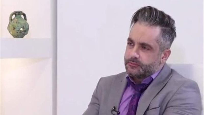 على يحيى، الخبير في الشئون اللبنانية