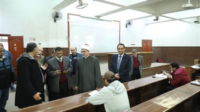 استمرار امتحانات الفصل الأول بجامعة الأزهر وسط تيسيرات لذوي الاحتياجات