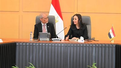 وزيرة التضامن تستقبل نظيرها السنغافوري لبحث تعزيز سبل التعاون المشترك
