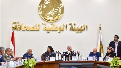 المشاط تستعرض رؤية التخطيط لـ 3 سنوات أمام الهيئة الوطنية للصحافة