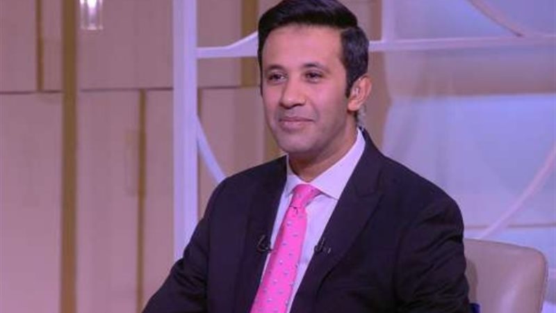 الإعلامي عمرو خليل