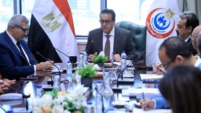 وزير الصحة يزف بشرى سارة للأطباء، اعرف التفاصيل