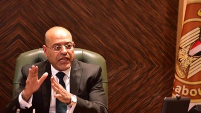 توفير كُرسي مُتحرك لذوي الهمم المترددين على مديريات العمل بالمحافظات