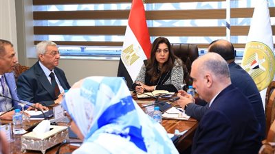 وزيرة التنمية المحلية تتابع الموقف التنفيذي لملفات قطاع الإدارة الاستراتيجية