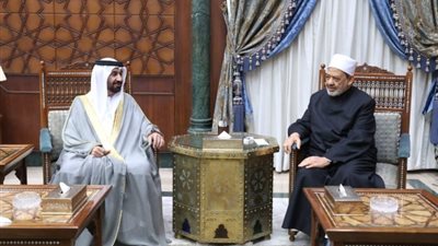 شيخ الأزهر يستقبل رئيس البرلمان العربي بمشيخة الأزهر