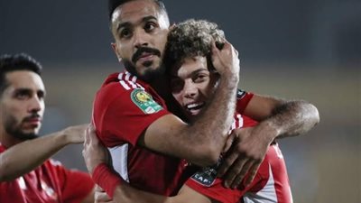 بهدفي عاشور، الأهلي يضمن صدارة الدوري المصري على حساب الجونة (فيديو)