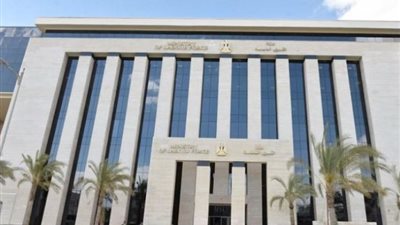 لو بتدور على شغل لازم يكون معاك المستند ده، 6 خطوات لاستخراج كعب العمل إلكترونيا