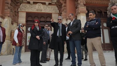 وزير السياحة يوجه برفع كفاءة الخدمات المقدمة للزائرين  فى قصر البارون إمبان