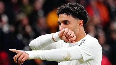 عمر مرموش بين صفقة مانشستر سيتي وتألقه مع فرانكفورت (فيديو)