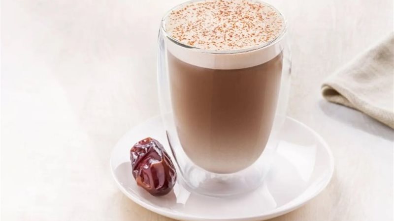 مشروب لاتيه التمر
