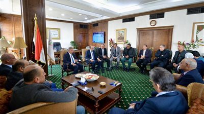 رئسا الوطنية للصحافة والأعلى للإعلام يشددان على وضع استراتيجية لتنوير الرأي العام