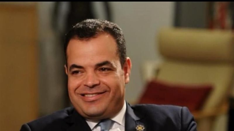 أيمن عدلي رئيس لجنة التدريب والتثقيف بنقابة الإعلاميين