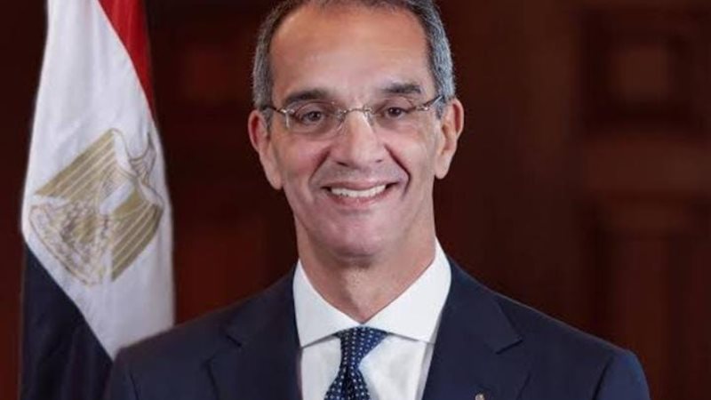 وزير الاتصالات 