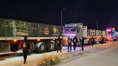 «الزكاة والصدقات»: دخول أولى المساعدات الإنسانية إلى غزة ضمن القافلة الإغاثية التاسعة