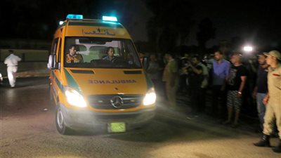 إصابة 18 شخصا في تصادم سيارة نقل وميكروباص أعلى الطريق الإقليمي