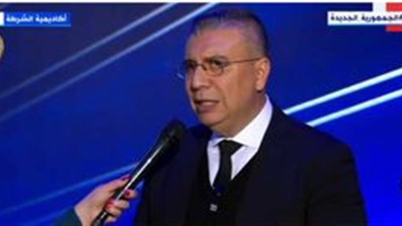الإعلامي عمرو الليثي