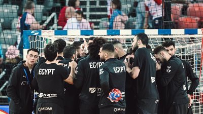 منتخب مصر يتأخر أمام أيسلندا 13-9 في الشوط الأول بفارق 4 نقاط