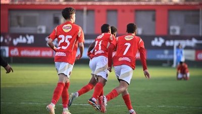 بعد المشاجرة مع لاعبه.. رحيل مدرب النادي الأهلي (تفاصيل)