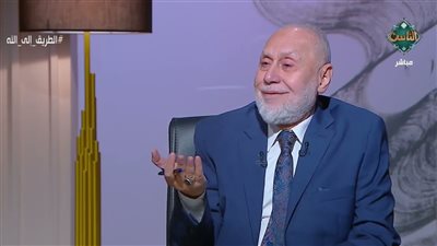 كيف توزان بين السعي للآخرة والعمل في الدنيا؟ أستاذ بجامعة الأزهر يجيب (فيديو) 