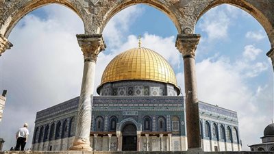 الاحتلال يدنس المقدسات.. مستعمرون إسرائيليون يقتحمون المسجد الأقصى