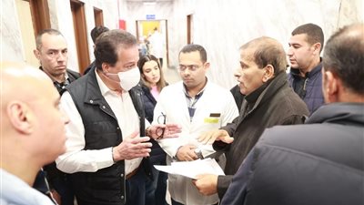 وزير الصحة يوجه بسرعة إجراء التدخل الجراحي لعلاج طفلة في مستشفى النصر بحلوان