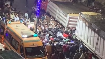 مصرع طفلة تعمل على تروسيكل دهسا تحت عجلات سيارة نقل بالمنوفية