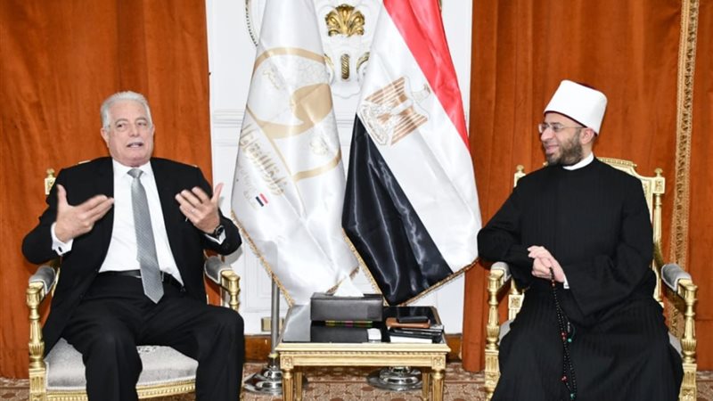 وزير الأوقاف يستقبل مستشار رئيس الجمهورية 