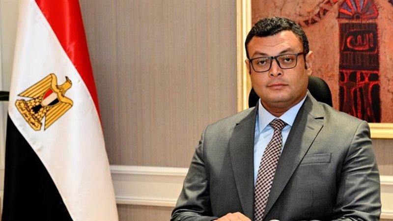 وزير الإسكان 