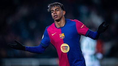 برشلونة يسجل هدفين في خمس دقائق أمام فالنسيا بالدوري الإسباني (فيديو)