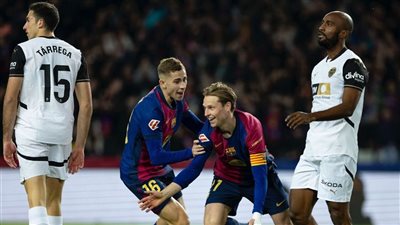 برشلونة يكتسح فالنسيا بسباعية مقابل هدف في الدوري الإسباني