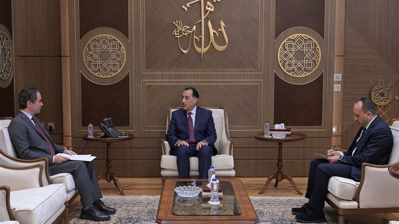 رئيس مجلس الوزراء ورئيس الهيئة الوطنية للإعلام