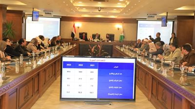 محافظ الجيزة يترأس الاجتماع الدوري للمجلس الإقليمي للسكان