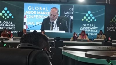 وزير العمل في مؤتمر الرياض: نواصل تعزيز التوظيف والتنمية للشباب