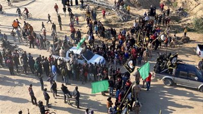 مشاهد تسليم المحتجزين الإسرائيليين ضمن الدفعة الثالثة من صفقة التبادل