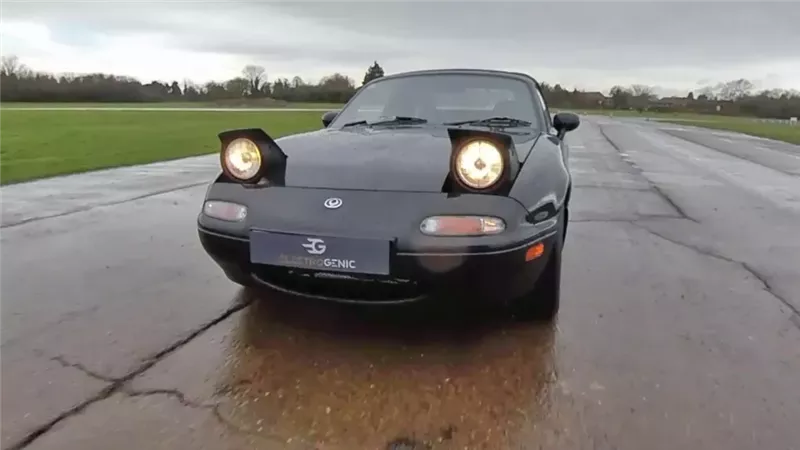 مازدا MX5