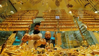 «أجل الشراء دلوقتي».. ارتفاع كبير يضرب أسعار الذهب اليوم في أسواق الصاغة 