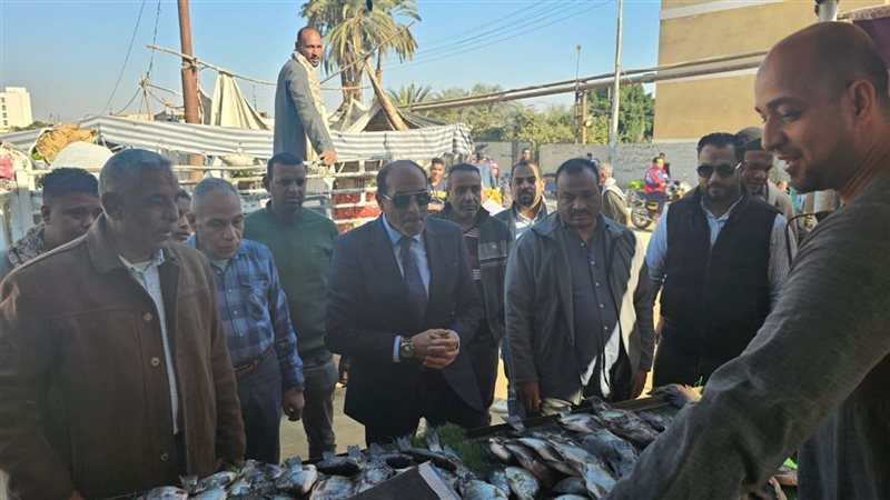 افتتاح سوق اليوم الواحد بالاقصر