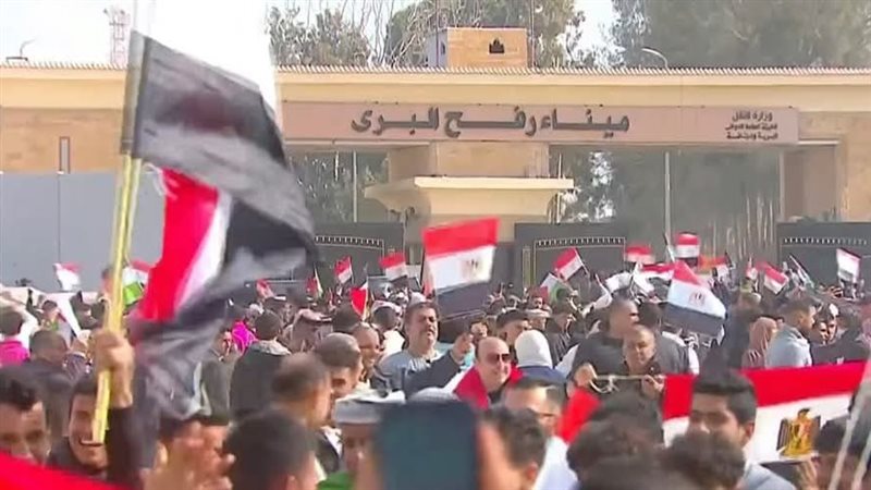 الوفود الشعبية عند معبر رفح 