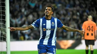 الأهلي السعودي يعلن التعاقد مع جالينو لاعب بورتو البرتغالي