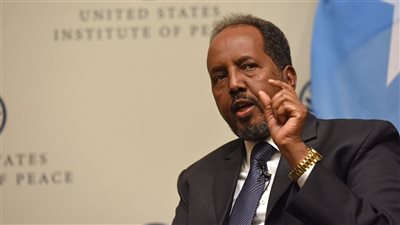 تداعيات خطيرة.. الرئيس حسن شيخ محمود يعارض الاعتراف الأمريكي بـ «أرض الصومال»