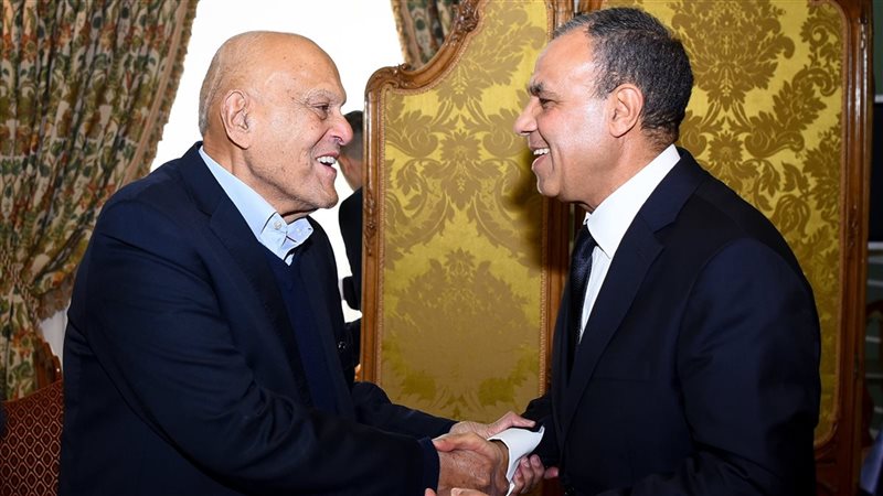 وزير الخارجية والدكتور مجدي يعقوب 