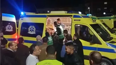 وصول المصابين الفلسطينيين لمستشفى العريش لتلقي العلاج