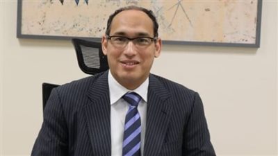  الكاتب مصطفى غنايم: إقبال كثيف على جناح الطفل بمعرض الكتاب 2025