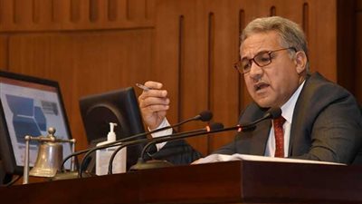رئيس «محلية النواب» يطالب بإعادة تقييم طرق وكباري المريوطية
