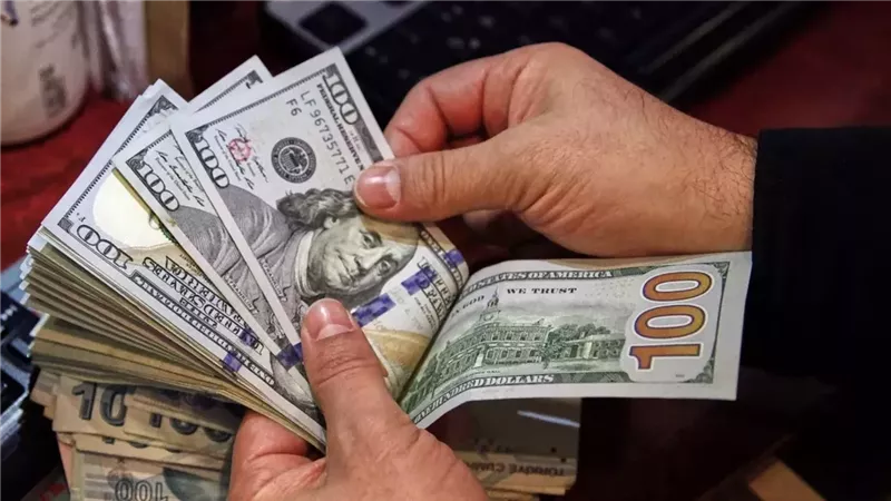 انخفاض سعر الدولار اليوم