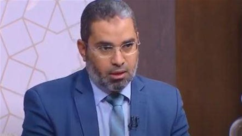 الدكتور أحمد الرخ، أستاذ الشريعة والقانون بجامعة الأزهر،