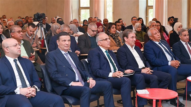 وزير الري 